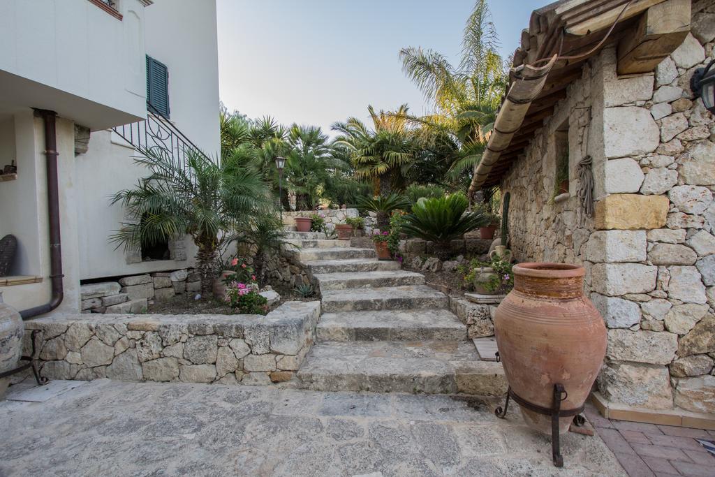 Casale Rocca Russa B&B Villaggio Mosè Екстериор снимка